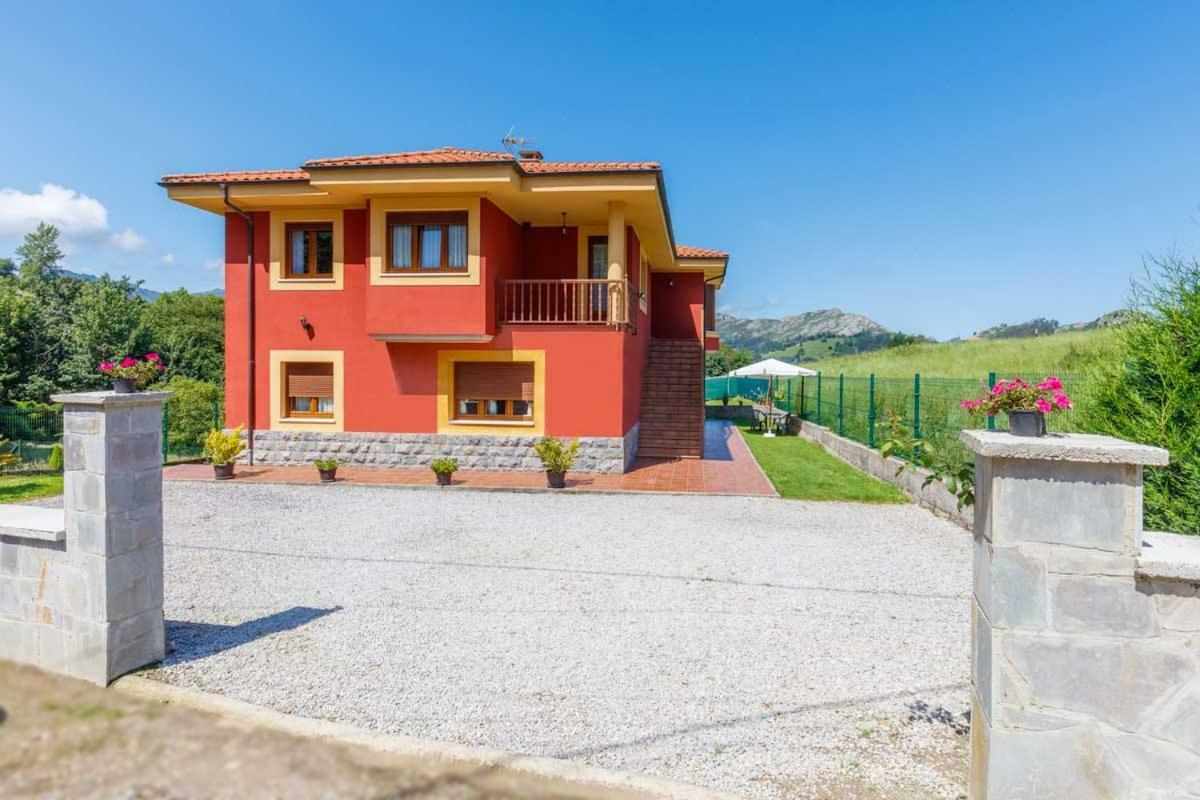 Apartamentos Rurales Andrea Llanes Eksteriør billede